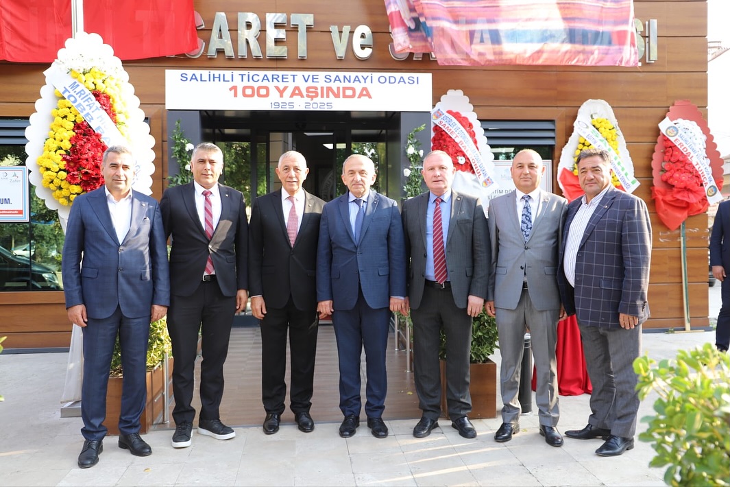 Bakanmz, Salihli Ticaret  ve Sanayi Odas'nn Kuruluunun 100. Yl Kutlamalarna Katlm Salad.